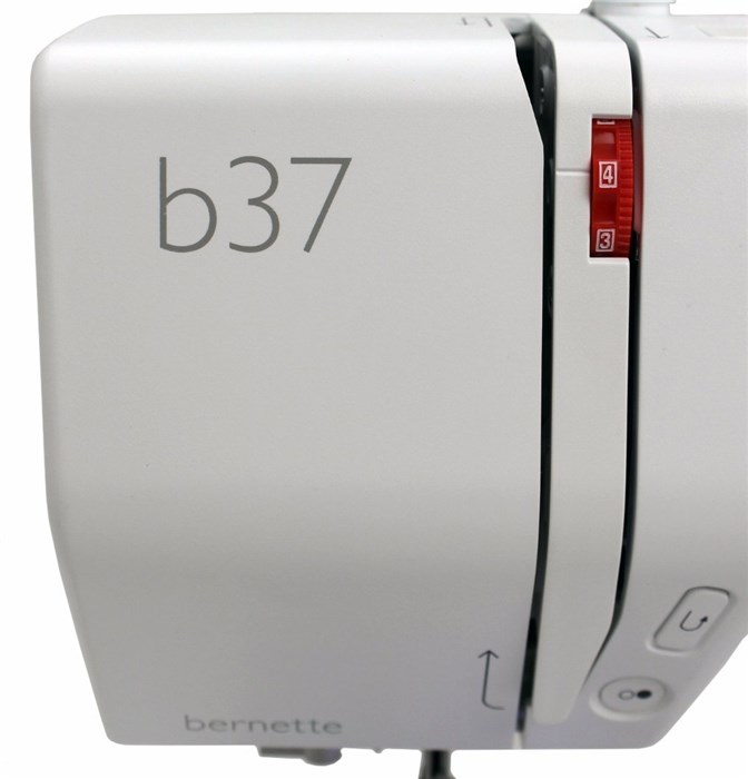 Shopty Macchina per cucire elettronica Bernette B37 Moda