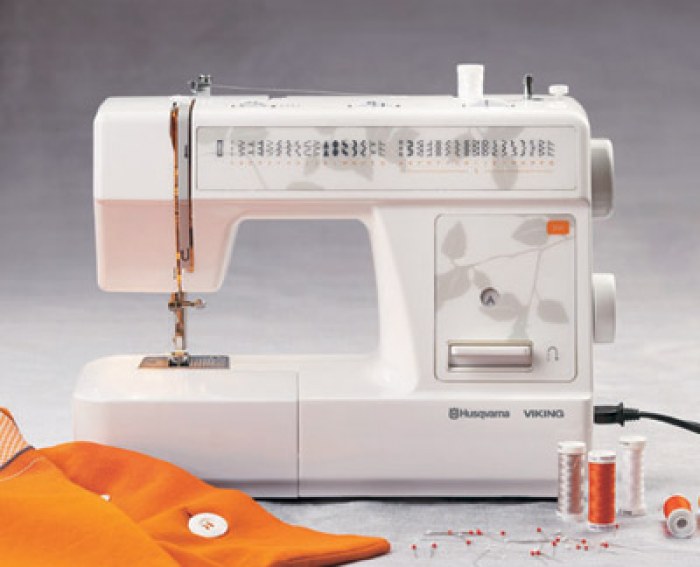 Shopty Macchina per cucire Husqvarna Viking H|CLASS E20 Acquista Ora