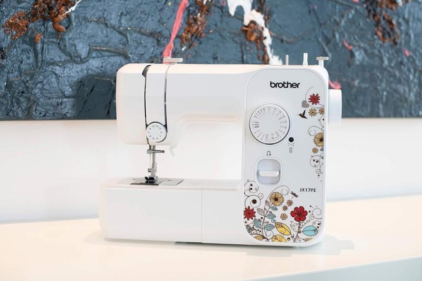 Shopty Brother JX17FE (Fantasy Edition) Macchina per Cucire Automatica con 17 Punti di Cucito Completa e Facile per Principianti - Offerta con Tavolo prolunga e Borsa Sottocosto