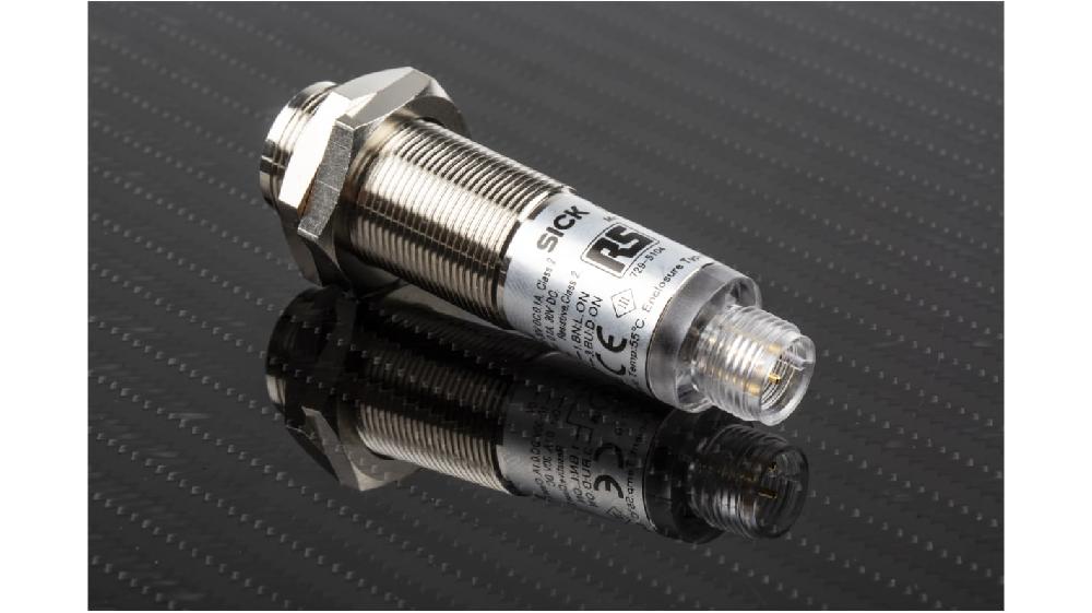 Rs-Online Sensore fotoelettrico Cilindrico RS PRO a soppressione di sfondo rilevamento 1 mm → 140 mm uscita PNP Vendite Flash