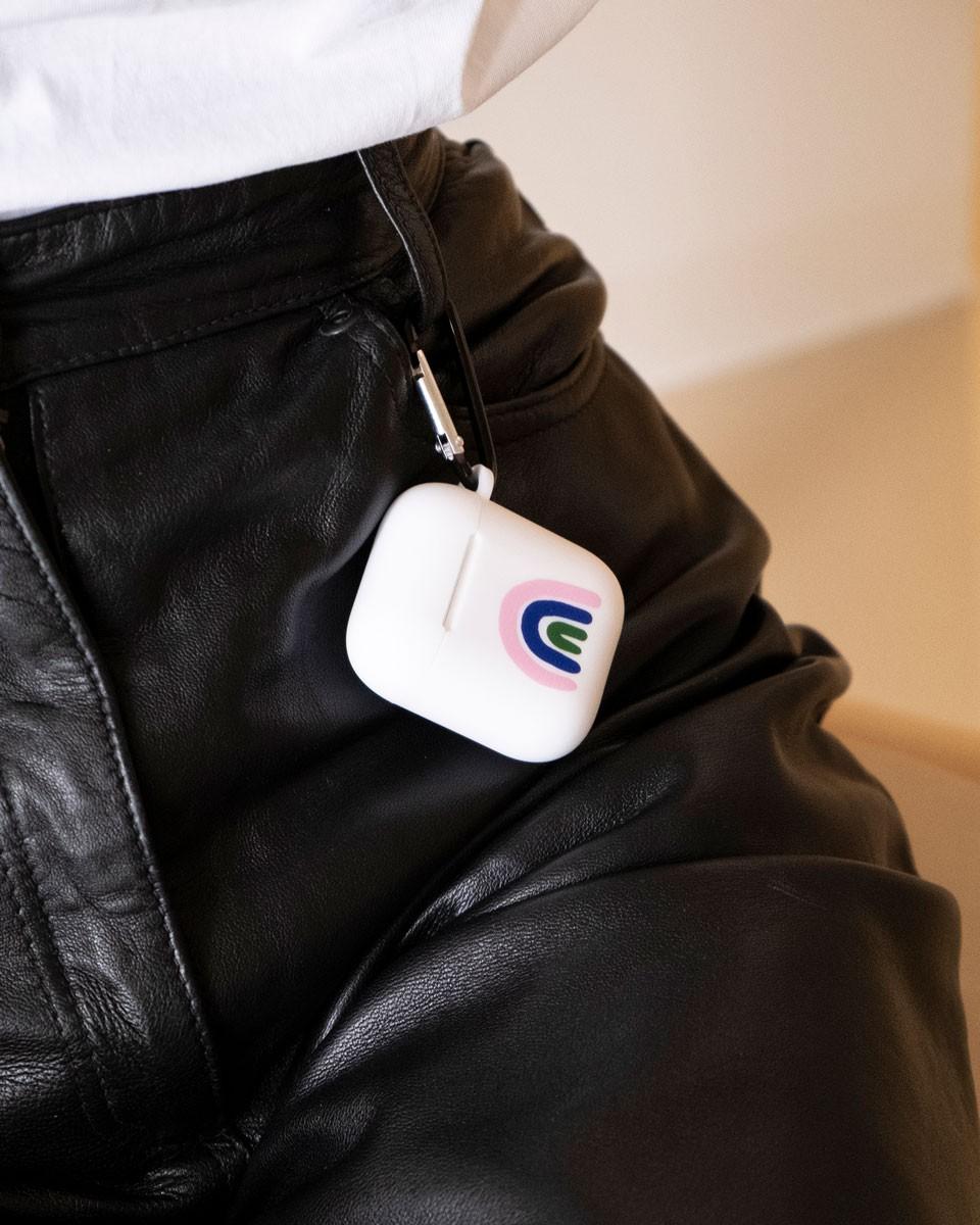 Wood'd AirPods Case Rainbow White Outlet